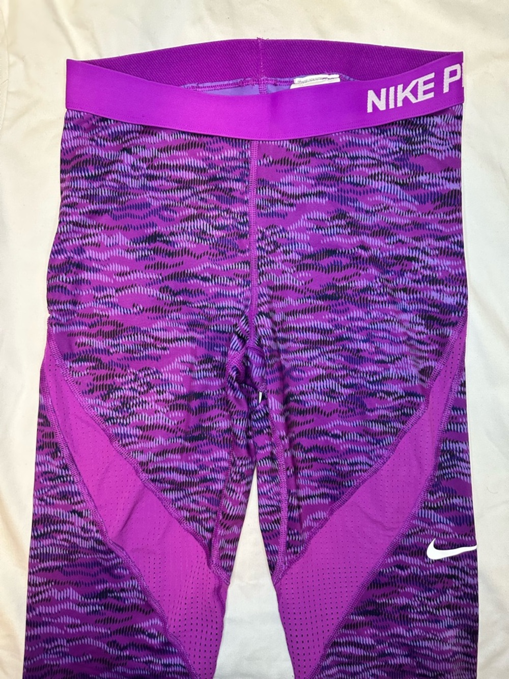Nike Pro Hypercool Leggings Women’s M Purple Dri-Fit Compression NWT